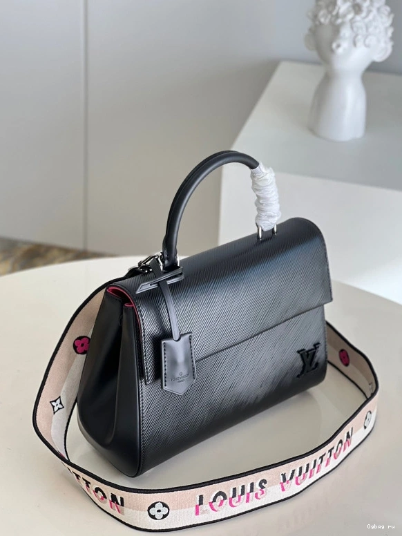 CLUNY LOUIS VUITTON BB 0809